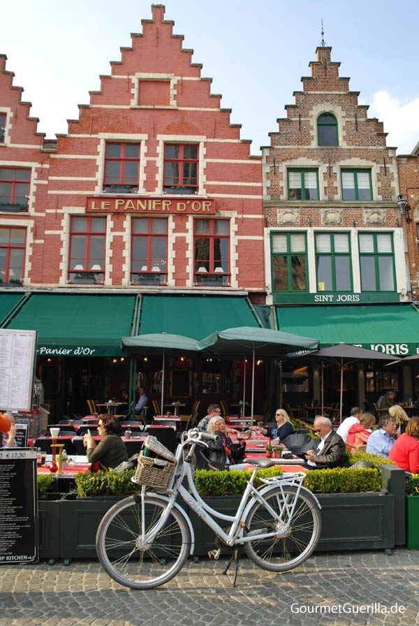  Bruges Grote Markt Café #gourmet guerrilla # city tips #travel # bruges 