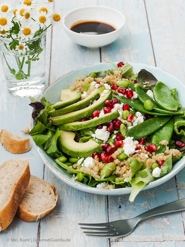  Power Salad Green Spirit with edamame, avocado, mangetout, quinoa and pomegranate | GourmetGuerilla.com 